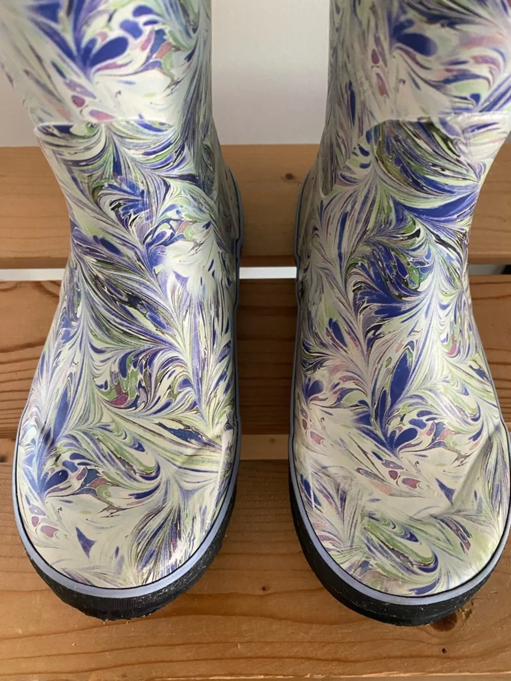 BOGS Purple Blue Periwinkle Marble Pull On Rain Boots Youth 2